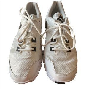 NIKE Mens Flex